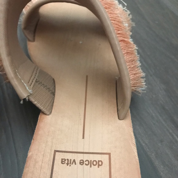 Dolce Vita Haya Fringe Sandal - Picture 5 of 8